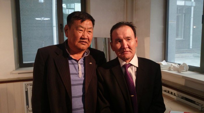 Н.Зориг “МУСТА цол тэмдгээр шагнуулжээ”